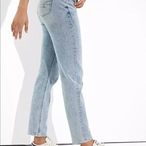 American Eagle mom straight jeans - light vintage wash